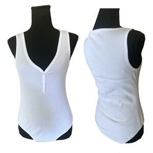 Hyped Unicorn Ribbed Bodysuit 4 Button Front White Size Large 2 Snap Crot…